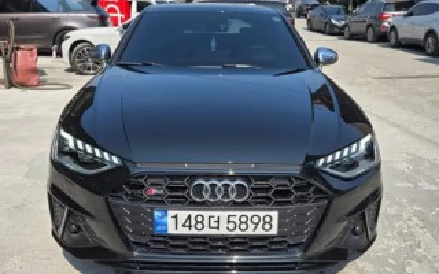 중고차실매물사이트 S4 (B9) 3.0 TFSI 콰트로 매물 사진 16 - 2022/09 92,239km